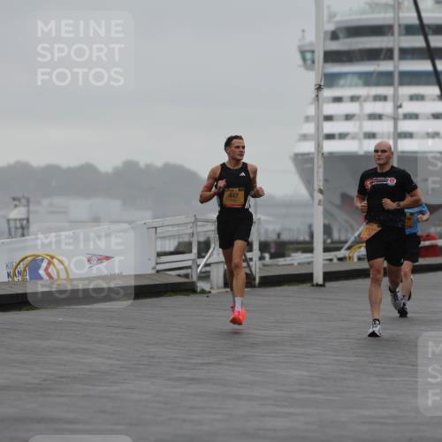 13.09.2026 - Kiel Lauf Andreas Tolksdorf http://msf.ph/oto/10409832 13.09.2026 11:42:41 Kiellinie 447, 11272, 3 meine-sportfotos.de