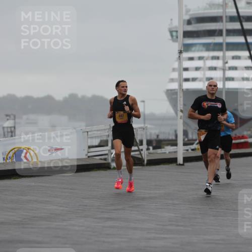 13.09.2026 - Kiel Lauf Andreas Tolksdorf http://msf.ph/oto/10409849 13.09.2026 11:42:41 Kiellinie 447, 11272, 3 meine-sportfotos.de
