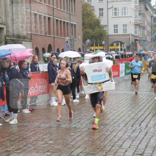 13.09.2026 - Kiel Lauf Yannick Fuchs http://msf.ph/oto/10409875 13.09.2026 10:40:39 Ziel 337, 837, 1037, 1123, 1125, 1603, 1793, 1985, 2096, 2942, 3339, 3524, 5018, 5086, 5473, 5846, 6397, 6632, 6635, 6709, 7537, 7636, 8200, 8338, 8773, 8868, 10022, 11229, 11266, 11268, 11598, 11668, 11697, 11715, 11839, 12017, 12023, 12026, 12122, 12194, 12568, 338, 529, 1096, 1123, 1408, 1422, 1434, 1475, 1810, 1874, 2145, 2313, 2844, 4374, 4442, 4443, 4457, 4688, 4932, 5029, 5568, 6100, 7081, 7156, 7165, 7522, 7587, 7984, 8168, 8187, 9086, 3415, 3841, 246, 3322 meine-sportfotos.de