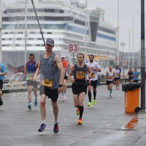 13.09.2026 - Kiel Lauf Andreas Tolksdorf http://msf.ph/oto/10409879 13.09.2026 11:42:43 Kiellinie 39, 1128, 11240, 11272, 1043, 3, 1970 meine-sportfotos.de