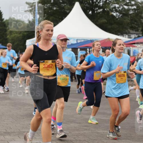 13.09.2026 - Kiel Lauf Andreas Tolksdorf http://msf.ph/oto/10409911 13.09.2026 10:01:14 Kiellinie 3618, 3367, 4515, 8078, 3348 meine-sportfotos.de