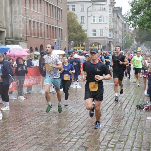 13.09.2026 - Kiel Lauf Yannick Fuchs http://msf.ph/oto/10409930 13.09.2026 10:40:44 Ziel 337, 393, 837, 1037, 1603, 1985, 2052, 2096, 3339, 3415, 3524, 3841, 5086, 6301, 6397, 6504, 6632, 6709, 6793, 7499, 7537, 7636, 7931, 8200, 8338, 8414, 8868, 9268, 10919, 11229, 11266, 11275, 11598, 11668, 11715, 11839, 12017, 12026, 12122, 12194, 12568, 338, 529, 1096, 1123, 1125, 1408, 1422, 1434, 1475, 1793, 1810, 1874, 1985, 2145, 2313, 2844, 2942, 4374, 4442, 4457, 5018, 5473, 5568, 5846, 6100, 6632, 6635, 7081, 7156, 7165, 7522, 7587, 7984, 8168, 8187 meine-sportfotos.de