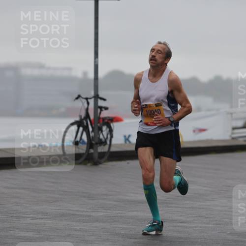 13.09.2026 - Kiel Lauf Andreas Tolksdorf http://msf.ph/oto/10409934 13.09.2026 11:42:55 Kiellinie 10040 meine-sportfotos.de