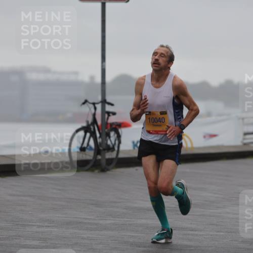 13.09.2026 - Kiel Lauf Andreas Tolksdorf http://msf.ph/oto/10409937 13.09.2026 11:42:55 Kiellinie 10040 meine-sportfotos.de