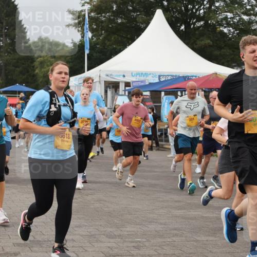 13.09.2026 - Kiel Lauf Andreas Tolksdorf http://msf.ph/oto/10409956 13.09.2026 10:01:15 Kiellinie 12482, 5018, 3775, 4902, 201, 39, 014, 4258 meine-sportfotos.de