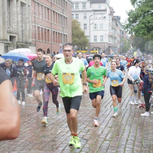 13.09.2026 - Kiel Lauf Yannick Fuchs http://msf.ph/oto/10409979 13.09.2026 10:40:48 Ziel 337, 393, 1037, 1427, 1603, 1971, 2052, 2096, 2499, 3257, 3415, 3524, 3841, 4131, 4431, 4712, 6301, 6397, 6504, 6709, 6793, 7499, 7655, 7931, 8200, 8338, 8414, 8435, 8868, 9268, 10919, 11069, 11229, 11266, 11275, 11715, 11839, 12017, 12026, 12194, 12568, 529, 837, 1037, 1096, 1123, 1125, 1408, 1422, 1434, 1475, 1793, 1810, 1874, 1985, 2145, 2313, 2844, 2942, 3339, 4374, 4457, 5018, 5086, 5473, 5568, 5846, 6100, 6632, 6635, 7081, 7156, 7165, 7522, 7537, 7587, 8168 meine-sportfotos.de