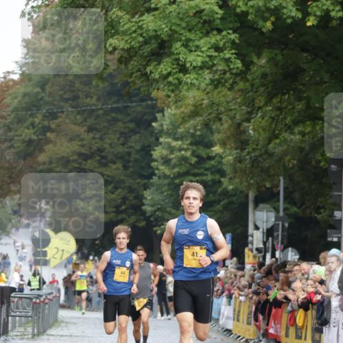 13.09.2026 - Kiel Lauf Yannick Fuchs http://msf.ph/oto/10410056 13.09.2026 09:32:28 Ziel 41, 44, 7958, 11683, 3728 meine-sportfotos.de