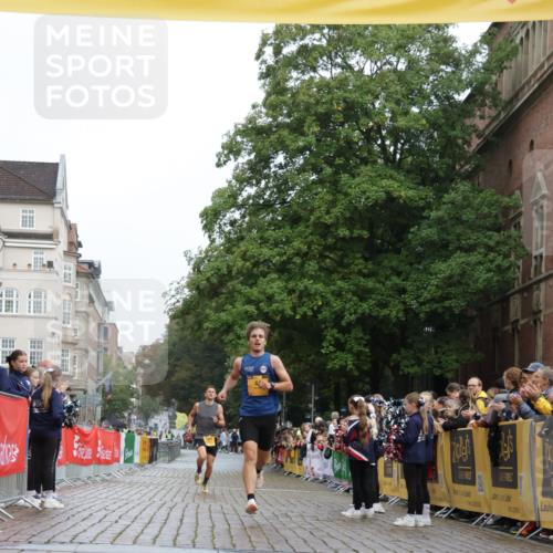 13.09.2026 - Kiel Lauf Yannick Fuchs http://msf.ph/oto/10410078 13.09.2026 09:32:33 Ziel 41, 44, 7958, 11683, 3728 meine-sportfotos.de