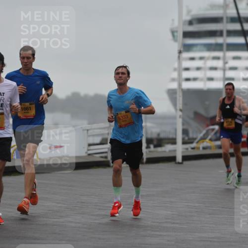 13.09.2026 - Kiel Lauf Andreas Tolksdorf http://msf.ph/oto/10410095 13.09.2026 11:43:02 Kiellinie 39, 1492, 39, 1661, 39, 6333, 8721, 3 meine-sportfotos.de