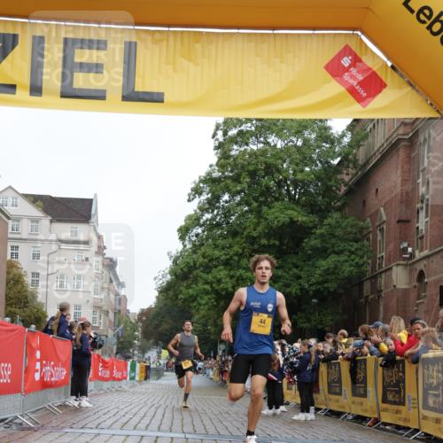 13.09.2026 - Kiel Lauf Yannick Fuchs http://msf.ph/oto/10410100 13.09.2026 09:32:34 Ziel 41, 44, 7958, 11683, 3728 meine-sportfotos.de