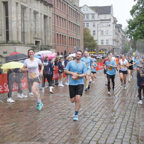 13.09.2026 - Kiel Lauf Yannick Fuchs http://msf.ph/oto/10410101 13.09.2026 10:40:55 Ziel 35, 393, 1342, 1427, 1971, 2052, 2499, 2561, 2818, 2898, 3257, 3415, 3464, 3535, 3841, 4131, 4431, 4712, 5043, 5319, 5388, 5509, 6301, 6504, 6793, 7499, 7655, 7931, 8246, 8414, 8435, 8955, 9268, 10919, 11069, 11275, 11885, 12131, 12474, 12625, 337, 837, 1037, 1096, 1123, 1125, 1408, 1422, 1434, 1475, 1603, 1793, 1874, 1985, 2052, 2096, 2145, 2844, 2942, 3339, 3524, 5018, 5086, 5473, 5568, 5846, 6100, 6397, 6632, 6635, 6709, 7081, 7522, 7537 meine-sportfotos.de