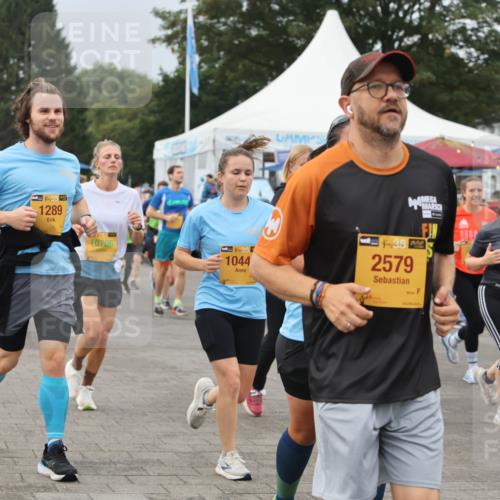 13.09.2026 - Kiel Lauf Andreas Tolksdorf http://msf.ph/oto/10410148 13.09.2026 10:01:22 Kiellinie 1289, 10706, 38, 3, 1044, 38, 2579, 10648 meine-sportfotos.de