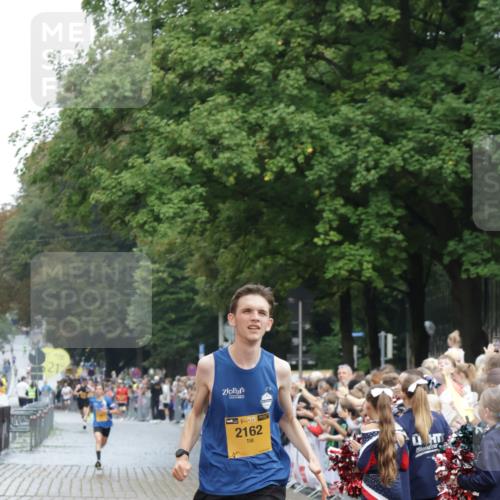 13.09.2026 - Kiel Lauf Yannick Fuchs http://msf.ph/oto/10410178 13.09.2026 09:33:05 Ziel 2162, 11516, 44, 3728, 7958, 60, 6682, 7305, 8092, 41, 44, 7958 meine-sportfotos.de