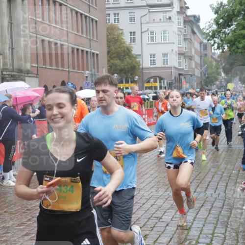 13.09.2026 - Kiel Lauf Yannick Fuchs http://msf.ph/oto/10410179 13.09.2026 10:40:59 Ziel 35, 1342, 1427, 1971, 2499, 2561, 2818, 2892, 2898, 3257, 3464, 3535, 4131, 4431, 4624, 4662, 4712, 5043, 5319, 5388, 5509, 6340, 6504, 7405, 7615, 7655, 8246, 8435, 8955, 9527, 9539, 10794, 11069, 11526, 11632, 11833, 11885, 12131, 12474, 12625, 337, 393, 837, 1037, 1123, 1125, 1408, 1422, 1434, 1475, 1603, 1793, 1874, 1985, 2052, 2096, 2844, 2942, 3339, 3415, 3524, 3841, 5018, 5086, 5473, 5568, 5846, 6100, 6301, 6397, 6504, 6632, 6635, 6709, 6793, 7081, 7499, 7522, 7537 meine-sportfotos.de