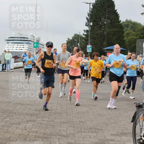 13.09.2026 - Kiel Lauf Andreas Tolksdorf http://msf.ph/oto/10410195 13.09.2026 10:01:25 Kiellinie 6269, 3769, 1, 1008, 34, 842 meine-sportfotos.de