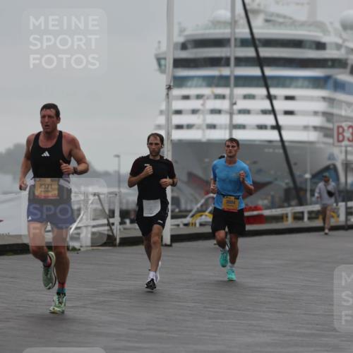 13.09.2026 - Kiel Lauf Andreas Tolksdorf http://msf.ph/oto/10410209 13.09.2026 11:43:05 Kiellinie 8371, 3884, 3 meine-sportfotos.de