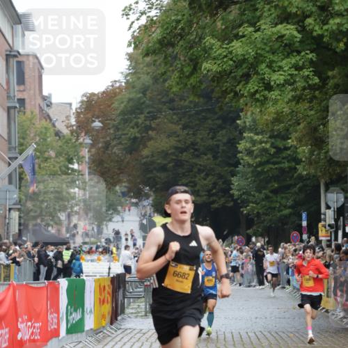 13.09.2026 - Kiel Lauf Yannick Fuchs http://msf.ph/oto/10410217 13.09.2026 09:33:19 Ziel 60, 6682, 7305, 2162, 3728, 11516, 8092, 10404, 12831, 3728 meine-sportfotos.de