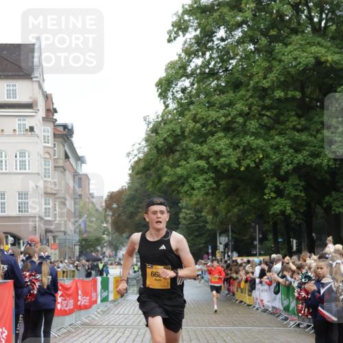 13.09.2026 - Kiel Lauf Yannick Fuchs http://msf.ph/oto/10410220 13.09.2026 09:33:20 Ziel 60, 6682, 7305, 8092, 2162, 3728, 11516, 10404, 12831, 3728 meine-sportfotos.de