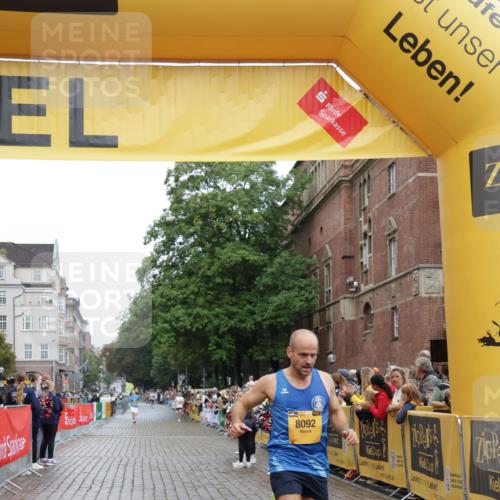 13.09.2026 - Kiel Lauf Yannick Fuchs http://msf.ph/oto/10410284 13.09.2026 09:33:29 Ziel 6682, 7305, 8092, 10404, 60, 2162, 6682, 11516, 1246, 6681, 10069, 12831, 11516 meine-sportfotos.de
