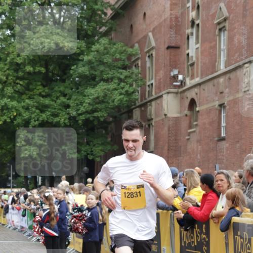 13.09.2026 - Kiel Lauf Yannick Fuchs http://msf.ph/oto/10410321 13.09.2026 09:33:39 Ziel 1246, 10404, 12831, 60, 6682, 7305, 8092, 6681, 7588, 10069, 10864, 2162, 11516 meine-sportfotos.de