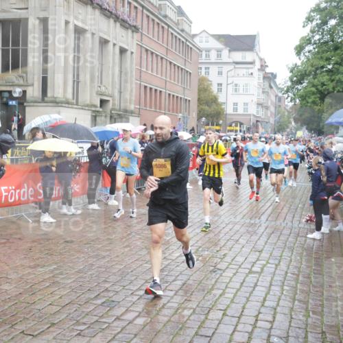13.09.2026 - Kiel Lauf Yannick Fuchs http://msf.ph/oto/10410357 13.09.2026 10:41:09 Ziel 973, 1781, 2825, 2892, 2898, 3464, 3952, 4286, 4527, 4624, 4662, 4691, 4797, 5916, 6340, 6461, 6565, 6654, 7405, 7615, 8246, 9349, 9527, 9539, 10680, 10794, 11228, 11526, 11632, 11833, 12035, 12494, 35, 337, 393, 837, 1037, 1342, 1427, 1603, 1971, 1985, 2052, 2096, 2499, 2561, 2818, 3257, 3339, 3415, 3524, 3535, 3841, 4131, 4431, 4712, 5043, 5086, 5319, 5388, 5509, 6301, 6397, 6504, 6632, 6709, 6793, 7499, 7537, 7655, 8955, 827, 849, 1985, 3339, 5086, 6632 meine-sportfotos.de