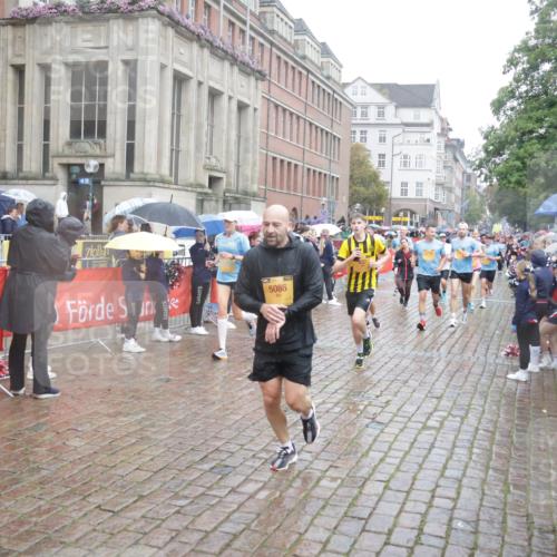 13.09.2026 - Kiel Lauf Yannick Fuchs http://msf.ph/oto/10410360 13.09.2026 10:41:09 Ziel 973, 1781, 2825, 2892, 2898, 3464, 3952, 4286, 4527, 4624, 4662, 4691, 4797, 5916, 6340, 6461, 6565, 6654, 7405, 7615, 8246, 9349, 9527, 9539, 10680, 10794, 11228, 11526, 11632, 11833, 12035, 12494, 35, 337, 393, 837, 1037, 1342, 1427, 1603, 1971, 1985, 2052, 2096, 2499, 2561, 2818, 3257, 3339, 3415, 3524, 3535, 3841, 4131, 4431, 4712, 5043, 5086, 5319, 5388, 5509, 6301, 6397, 6504, 6632, 6709, 6793, 7499, 7537, 7655, 8955, 827, 849, 1985, 3339, 5086, 6632 meine-sportfotos.de