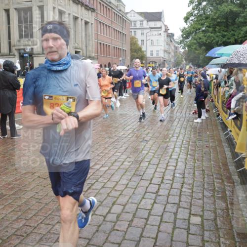 13.09.2026 - Kiel Lauf Yannick Fuchs http://msf.ph/oto/10410481 13.09.2026 10:41:16 Ziel 973, 1704, 1781, 1785, 2388, 2825, 3363, 3952, 4286, 4436, 4527, 4691, 4732, 5753, 5839, 5916, 6461, 6654, 8155, 9349, 9398, 9947, 10066, 10739, 10883, 11228, 12035, 12494, 35, 337, 393, 1342, 1427, 1603, 1971, 2052, 2096, 2499, 2561, 2818, 2892, 2898, 3257, 3415, 3464, 3535, 3841, 4131, 4431, 4624, 4662, 4712, 4797, 5043, 5319, 5388, 5509, 6301, 6340, 6504, 6565, 6793, 7405, 7499, 7615, 7655, 8246, 8955, 827, 849, 1985, 3339, 5086, 6632 meine-sportfotos.de