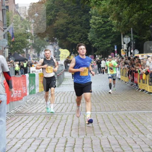 13.09.2026 - Kiel Lauf Yannick Fuchs http://msf.ph/oto/10410487 13.09.2026 09:34:20 Ziel 5332, 7743, 5040, 6681, 7588, 10069, 10864, 11791, 3679, 5815, 12278, 1246, 6681, 10069 meine-sportfotos.de