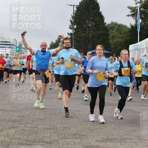 13.09.2026 - Kiel Lauf Andreas Tolksdorf http://msf.ph/oto/10410490 13.09.2026 10:01:33 Kiellinie 4, 8238, 9684, 5923, 1910 meine-sportfotos.de