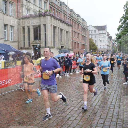 13.09.2026 - Kiel Lauf Yannick Fuchs http://msf.ph/oto/10410506 13.09.2026 10:41:17 Ziel 973, 1704, 1781, 1785, 2388, 2825, 3363, 3952, 4286, 4436, 4527, 4691, 4732, 5753, 5839, 5916, 6461, 6654, 8155, 9349, 9398, 9947, 10066, 10307, 10739, 10883, 11228, 11333, 12035, 12494, 35, 337, 393, 1342, 1427, 1603, 1971, 2052, 2096, 2499, 2561, 2818, 2825, 2892, 2898, 3257, 3415, 3464, 3535, 3841, 4131, 4431, 4624, 4662, 4712, 4797, 5043, 5319, 5388, 5509, 6301, 6340, 6504, 6565, 6793, 7405, 7499, 7615, 7655, 8246, 8955, 9349, 827, 849, 3339, 5086 meine-sportfotos.de