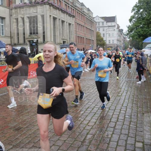 13.09.2026 - Kiel Lauf Yannick Fuchs http://msf.ph/oto/10410523 13.09.2026 10:41:18 Ziel 973, 1494, 1704, 1781, 1785, 2388, 2647, 3363, 3952, 4286, 4436, 4527, 4691, 4732, 5753, 5839, 5916, 6461, 6654, 8155, 9398, 9947, 10066, 10307, 10739, 10867, 10883, 11228, 11333, 12034, 12035, 12494, 35, 337, 393, 1342, 1427, 1781, 1971, 2052, 2096, 2499, 2561, 2818, 2825, 2892, 2898, 3257, 3415, 3464, 3535, 3841, 3952, 4131, 4431, 4624, 4662, 4712, 4797, 5043, 5319, 5388, 5509, 6301, 6340, 6504, 6565, 6793, 7405, 7499, 7615, 7655, 8246, 8955, 9349, 827, 849, 5086 meine-sportfotos.de