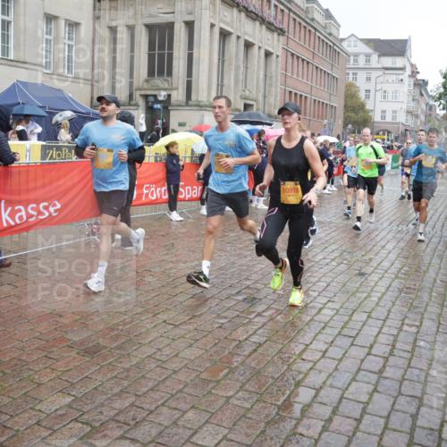 13.09.2026 - Kiel Lauf Yannick Fuchs http://msf.ph/oto/10410548 13.09.2026 10:41:19 Ziel 973, 1494, 1704, 1785, 1933, 2388, 2647, 3363, 3960, 4062, 4286, 4436, 4527, 4691, 4732, 5753, 5839, 5916, 6461, 6654, 8155, 9398, 9947, 10066, 10307, 10739, 10867, 10883, 11228, 11333, 12034, 12035, 12494, 35, 337, 393, 973, 1342, 1427, 1781, 1971, 2052, 2499, 2561, 2818, 2825, 2892, 2898, 3257, 3415, 3464, 3535, 3841, 3952, 4131, 4431, 4624, 4662, 4691, 4712, 4797, 5043, 5319, 5388, 5509, 6301, 6340, 6504, 6565, 6793, 7405, 7499, 7615, 7655, 8246, 8955, 9349, 827, 849 meine-sportfotos.de