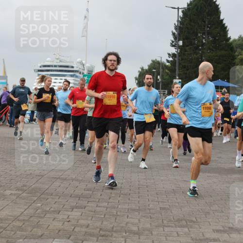 13.09.2026 - Kiel Lauf Andreas Tolksdorf http://msf.ph/oto/10410642 13.09.2026 10:01:36 Kiellinie 1910, 11098, 25, 3979 meine-sportfotos.de