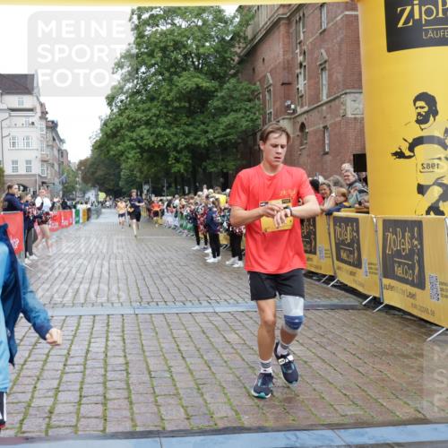 13.09.2026 - Kiel Lauf Yannick Fuchs http://msf.ph/oto/10410655 13.09.2026 09:34:57 Ziel 3168, 4361, 10461, 11719, 3679, 5815, 7743, 12278, 2761, 3766, 7414, 9380, 11904, 12484, 12832, 5332, 7743 meine-sportfotos.de