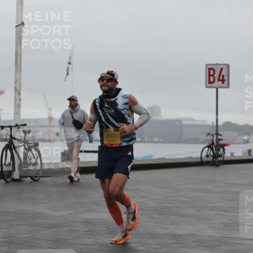 13.09.2026 - Kiel Lauf Andreas Tolksdorf http://msf.ph/oto/10410658 13.09.2026 11:43:37 Kiellinie 39, 2960, 4 meine-sportfotos.de