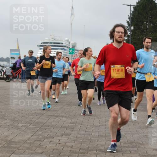 13.09.2026 - Kiel Lauf Andreas Tolksdorf http://msf.ph/oto/10410693 13.09.2026 10:01:37 Kiellinie 9433, 2035, 4, 308, 38, 11910, 7542 meine-sportfotos.de