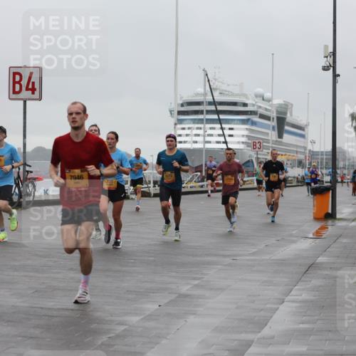 13.09.2026 - Kiel Lauf Andreas Tolksdorf http://msf.ph/oto/10410737 13.09.2026 11:43:40 Kiellinie 3774, 4, 7946, 2572, 731, 3 meine-sportfotos.de