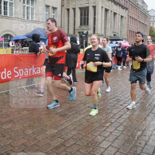 13.09.2026 - Kiel Lauf Yannick Fuchs http://msf.ph/oto/10410743 13.09.2026 10:41:29 Ziel 67, 827, 849, 1183, 1241, 1494, 1933, 2388, 2531, 2647, 3960, 4062, 4436, 4732, 4976, 5058, 5335, 5726, 5753, 5839, 6993, 9455, 9567, 10307, 10579, 10739, 10867, 11333, 11586, 11813, 12034, 12039, 35, 973, 1342, 1704, 1781, 1785, 2561, 2818, 2825, 2892, 2898, 3363, 3464, 3535, 3952, 4286, 4436, 4527, 4624, 4662, 4691, 4797, 5043, 5319, 5388, 5509, 5753, 5916, 6340, 6461, 6565, 6654, 7405, 7615, 8155, 8246, 8955, 9349, 9398, 9947, 10066 meine-sportfotos.de