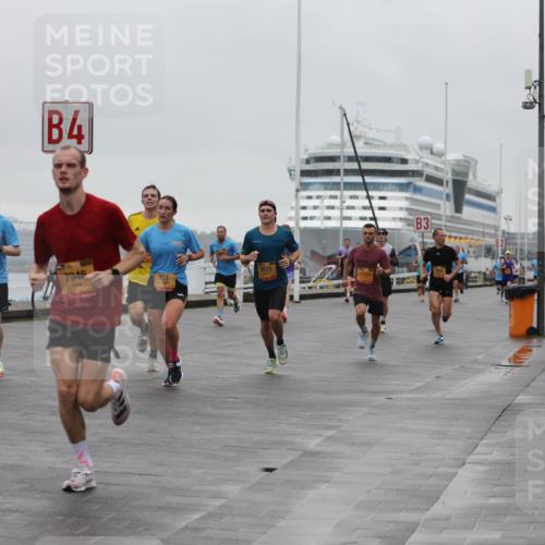 13.09.2026 - Kiel Lauf Andreas Tolksdorf http://msf.ph/oto/10410759 13.09.2026 11:43:41 Kiellinie 4, 7946, 731, 2572, 3 meine-sportfotos.de