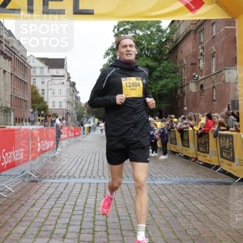 13.09.2026 - Kiel Lauf Yannick Fuchs http://msf.ph/oto/10410762 13.09.2026 09:35:13 Ziel 2761, 3766, 7414, 9380, 11904, 12484, 12832, 3168, 4361, 10461, 11719, 12278, 4589, 4638, 12278 meine-sportfotos.de