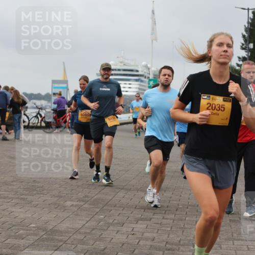 13.09.2026 - Kiel Lauf Andreas Tolksdorf http://msf.ph/oto/10410800 13.09.2026 10:01:40 Kiellinie 9433, 38, 2035, 3086 meine-sportfotos.de