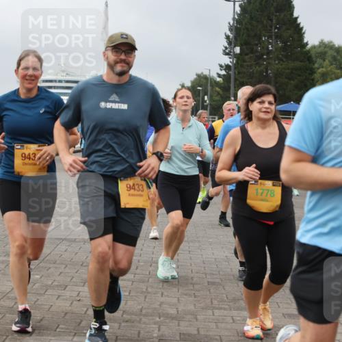 13.09.2026 - Kiel Lauf Andreas Tolksdorf http://msf.ph/oto/10410824 13.09.2026 10:01:42 Kiellinie 1, 3, 943, 9433, 1778, 95 meine-sportfotos.de