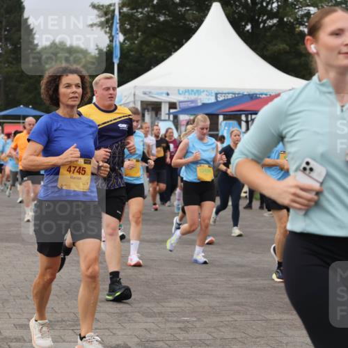 13.09.2026 - Kiel Lauf Andreas Tolksdorf http://msf.ph/oto/10410835 13.09.2026 10:01:44 Kiellinie 1541, 4745, 12499 meine-sportfotos.de