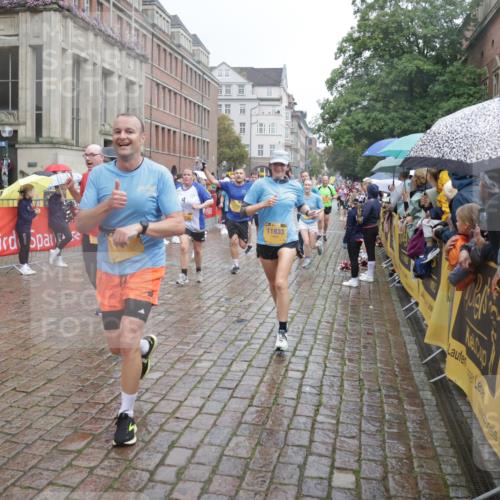 13.09.2026 - Kiel Lauf Yannick Fuchs http://msf.ph/oto/10410836 13.09.2026 10:41:34 Ziel 67, 214, 604, 827, 849, 1183, 1241, 1772, 1933, 2531, 2532, 3329, 3330, 3960, 4062, 4959, 4976, 5058, 5108, 5335, 5726, 6993, 9369, 9455, 9567, 10575, 10579, 11461, 11484, 11586, 11610, 11813, 12039, 12419, 973, 1494, 1704, 1781, 1785, 1933, 2388, 2647, 2825, 2892, 2898, 3363, 3464, 3952, 3960, 4062, 4286, 4436, 4527, 4624, 4662, 4691, 4732, 4797, 5753, 5839, 5916, 6340, 6461, 6565, 6654, 7405, 7615, 8155, 8246, 9349, 9398, 9947, 10066, 10307 meine-sportfotos.de