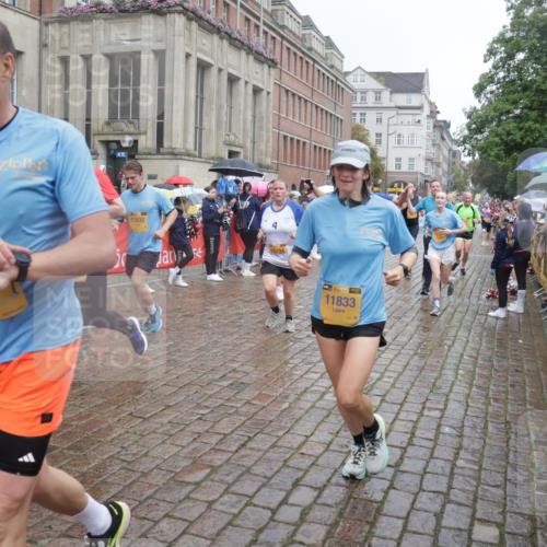 13.09.2026 - Kiel Lauf Yannick Fuchs http://msf.ph/oto/10410851 13.09.2026 10:41:35 Ziel 67, 214, 604, 811, 827, 849, 1183, 1241, 1772, 2387, 2531, 2532, 3329, 3330, 4959, 4976, 5058, 5108, 5335, 5726, 6993, 9369, 9455, 9567, 10273, 10575, 10579, 11461, 11484, 11586, 11610, 11813, 12039, 12419, 67, 973, 1494, 1704, 1781, 1785, 1933, 2388, 2647, 2825, 2892, 2898, 3363, 3464, 3952, 3960, 4062, 4286, 4436, 4527, 4624, 4662, 4691, 4732, 4797, 5726, 5753, 5839, 5916, 6340, 6461, 6565, 6654, 7405, 7615, 8155, 8246, 9349, 9398, 9947, 10066, 10307 meine-sportfotos.de