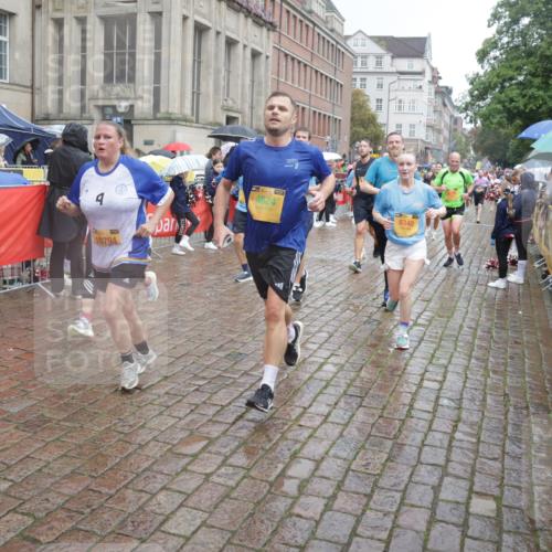 13.09.2026 - Kiel Lauf Yannick Fuchs http://msf.ph/oto/10410867 13.09.2026 10:41:36 Ziel 214, 604, 811, 827, 849, 1183, 1241, 1445, 1772, 2387, 2531, 2532, 3249, 3329, 3330, 4959, 4976, 5058, 5108, 5335, 6993, 9369, 9395, 9455, 9567, 10273, 10575, 10579, 11461, 11484, 11586, 11610, 11813, 12039, 12419, 67, 849, 973, 1494, 1704, 1781, 1785, 1933, 2388, 2647, 2825, 2892, 3363, 3952, 3960, 4062, 4286, 4436, 4527, 4624, 4662, 4691, 4732, 4797, 5335, 5726, 5753, 5839, 5916, 6340, 6461, 6565, 6654, 6993, 7405, 7615, 8155, 9349, 9398, 9947, 10066, 10307 meine-sportfotos.de