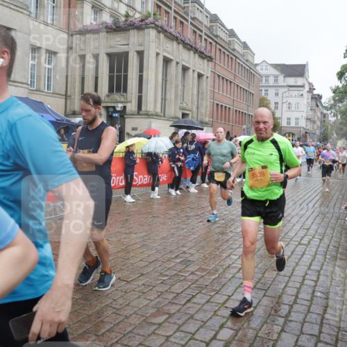 13.09.2026 - Kiel Lauf Yannick Fuchs http://msf.ph/oto/10410898 13.09.2026 10:41:38 Ziel 214, 604, 811, 827, 1183, 1241, 1445, 1772, 2387, 2532, 3249, 3329, 3330, 4959, 4976, 5058, 5108, 9369, 9395, 9567, 10273, 10575, 10579, 10960, 11336, 11461, 11484, 11586, 11610, 11813, 11858, 12039, 12419, 67, 849, 973, 1494, 1704, 1781, 1785, 1933, 2388, 2531, 2647, 2825, 2892, 3363, 3952, 3960, 4062, 4286, 4436, 4527, 4662, 4691, 4732, 4797, 5335, 5726, 5753, 5839, 5916, 6340, 6461, 6565, 6654, 6993, 7405, 7615, 8155, 9349, 9398, 9947, 10066, 10307 meine-sportfotos.de