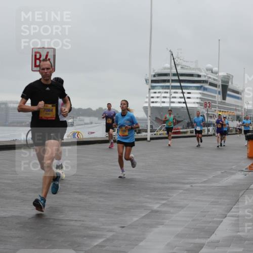 13.09.2026 - Kiel Lauf Andreas Tolksdorf http://msf.ph/oto/10410900 13.09.2026 11:43:46 Kiellinie 7084, 1266, 3 meine-sportfotos.de