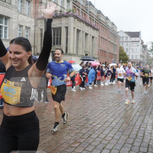 13.09.2026 - Kiel Lauf Yannick Fuchs http://msf.ph/oto/10410933 13.09.2026 10:41:40 Ziel 214, 604, 811, 1183, 1241, 1445, 1772, 2387, 2532, 3249, 3329, 3330, 3351, 4895, 4959, 5058, 5108, 5158, 6165, 6960, 7363, 7403, 9364, 9369, 9395, 9567, 10273, 10575, 10579, 10960, 11336, 11461, 11484, 11586, 11610, 11858, 12419, 67, 827, 849, 973, 1494, 1704, 1781, 1785, 1933, 2388, 2531, 2647, 2825, 3363, 3952, 3960, 4062, 4286, 4436, 4527, 4691, 4732, 4797, 4976, 5335, 5726, 5753, 5839, 5916, 6461, 6565, 6654, 6993, 8155, 9349, 9398, 9947, 10066, 10307 meine-sportfotos.de