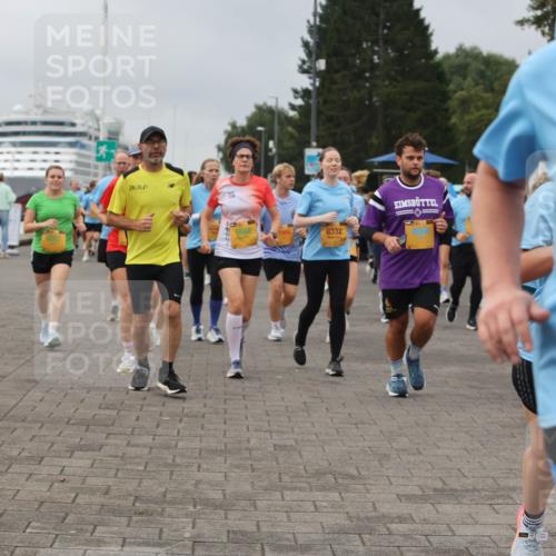 13.09.2026 - Kiel Lauf Andreas Tolksdorf http://msf.ph/oto/10410956 13.09.2026 10:01:49 Kiellinie 5668, 6332, 39, 3112 meine-sportfotos.de